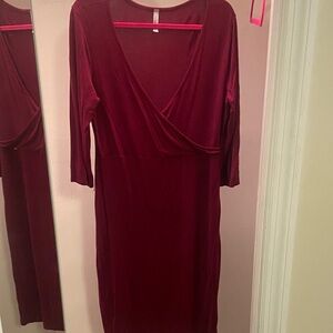 Acting Pro Women’s Long-Sleeve Wrap Dress in Burgundy